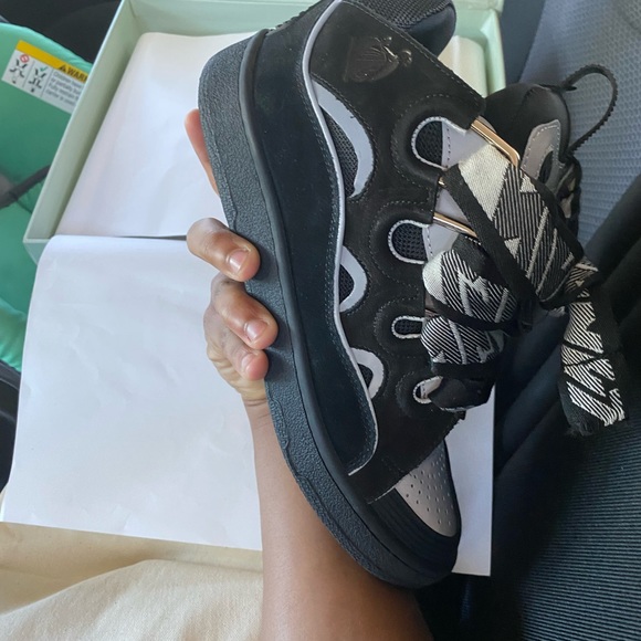 For sell never worn size 8.5 - Picture 4 of 4